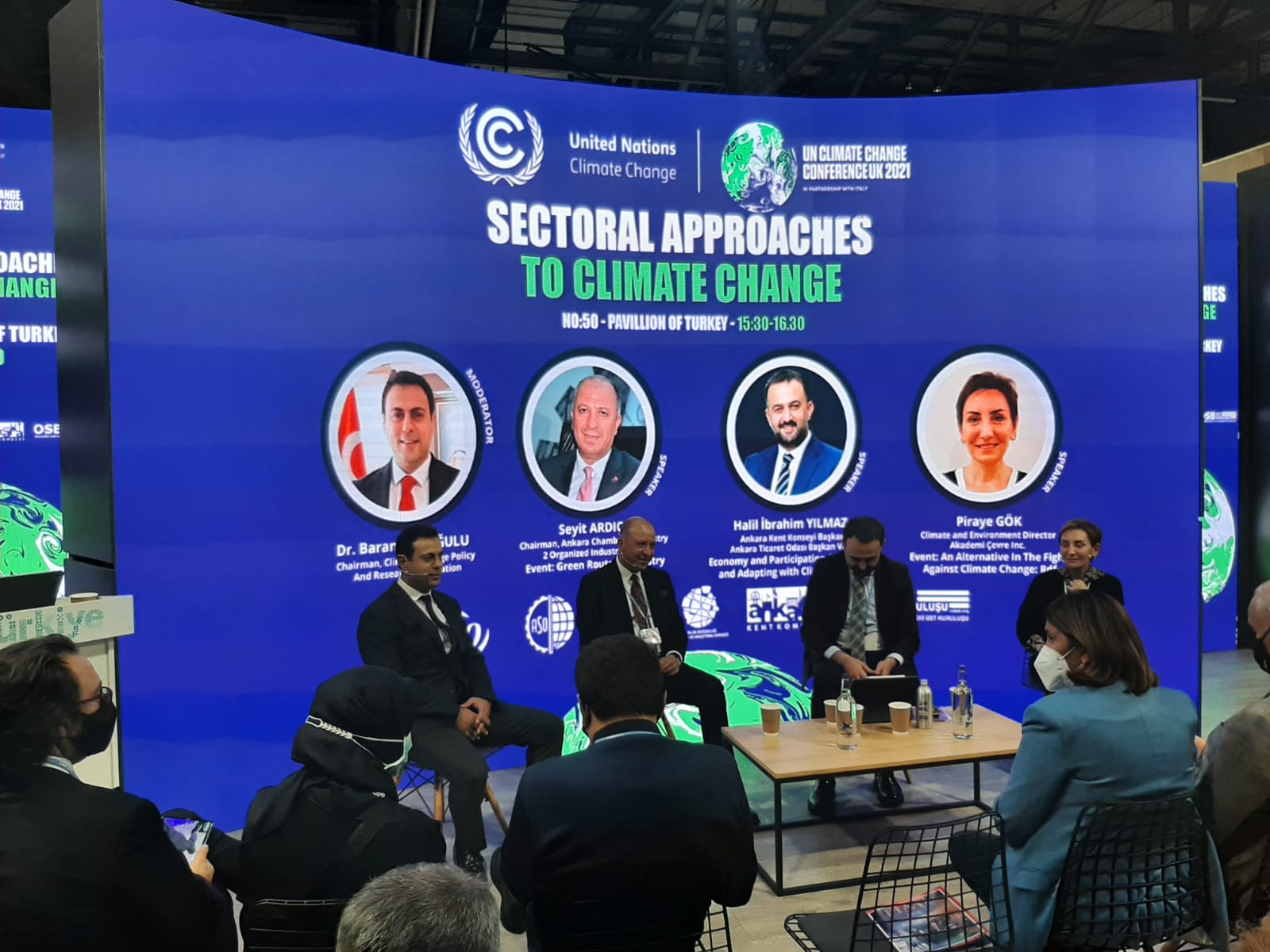 Yazar Maruf Buzcugil , Dünya Gazetesi'de COP26'da Ankara Rüzgarı'nı köşesinde değerlendirdi.